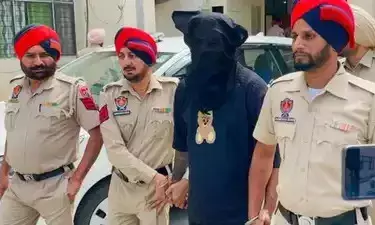 PUNJAB NEWS-नेचर हाइट्स इंफ्रा घोटाला करने वाला नीरज अरोड़ा गिरफ्तार 108 एफआईआर ,200 फ्लैटों का मालिक है नीरज PUNJAB NEWS-नेचर हाइट्स इंफ्रा घोटाला करने वाला नीरज अरोड़ा गिरफ्तार 108 एफआईआर ,200 फ्लैटों का मालिक है नीरज