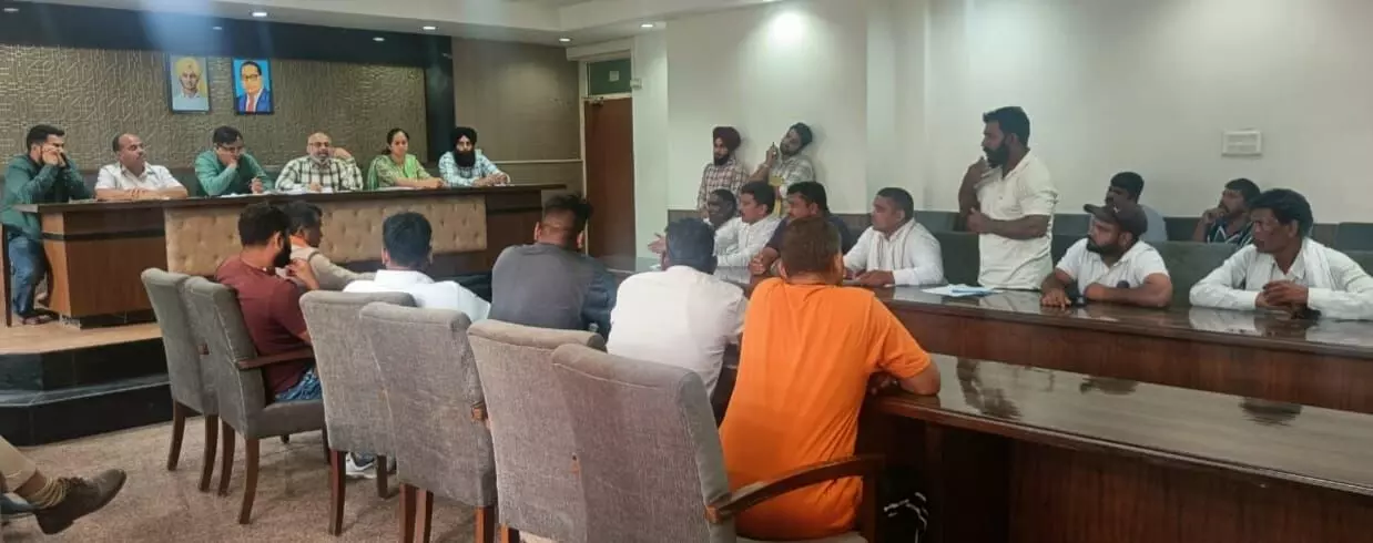 Zirakpur News -नजीटी के आदेशों के बाद कूड़ा प्रबंधन को लेकर सख्त हुआ नगर कौंसिल