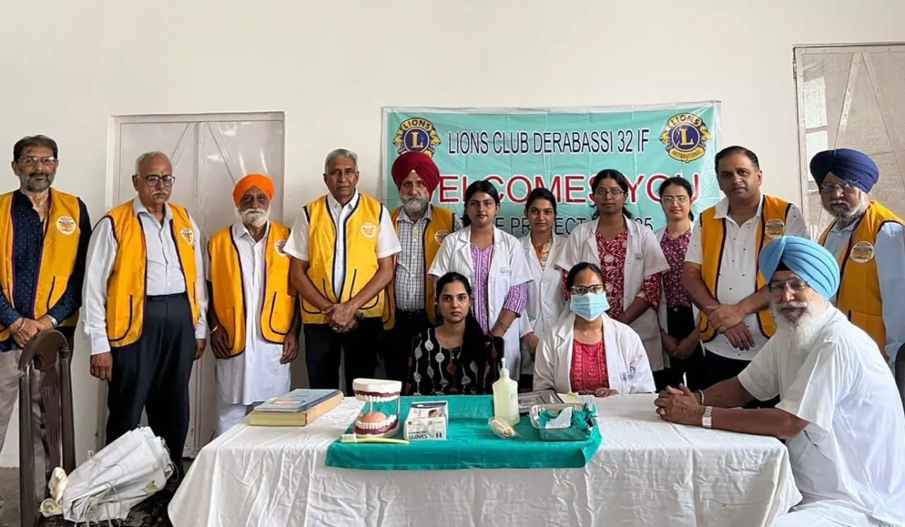 डेराबस्सी के गुरुद्वारा में कैंप दौरान 100 मरीजों का मुफ्त डेंटल चेकअप डेराबस्सी के गुरुद्वारा में कैंप दौरान 100 मरीजों का मुफ्त डेंटल चेकअप