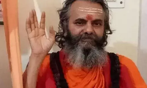 बलात्कारी को पब्लिक प्लेस पर फांसी की सजा का कानून बने - शंकराचार्य नरेंद्रानंद बलात्कारी को पब्लिक प्लेस पर फांसी की सजा का कानून बने - शंकराचार्य नरेंद्रानंद