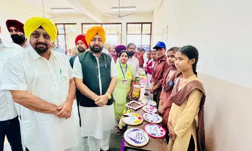 पंजाब के सरकारी स्कूल माता-पिता की पहली पसंद बने: हरदीप सिंह मुंडिया पंजाब के सरकारी स्कूल माता-पिता की पहली पसंद बने: हरदीप सिंह मुंडिया