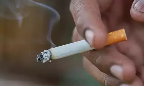 धुआं फैला रहा है जिन्दगी में जहर धुआं फैला रहा है जिन्दगी में जहर