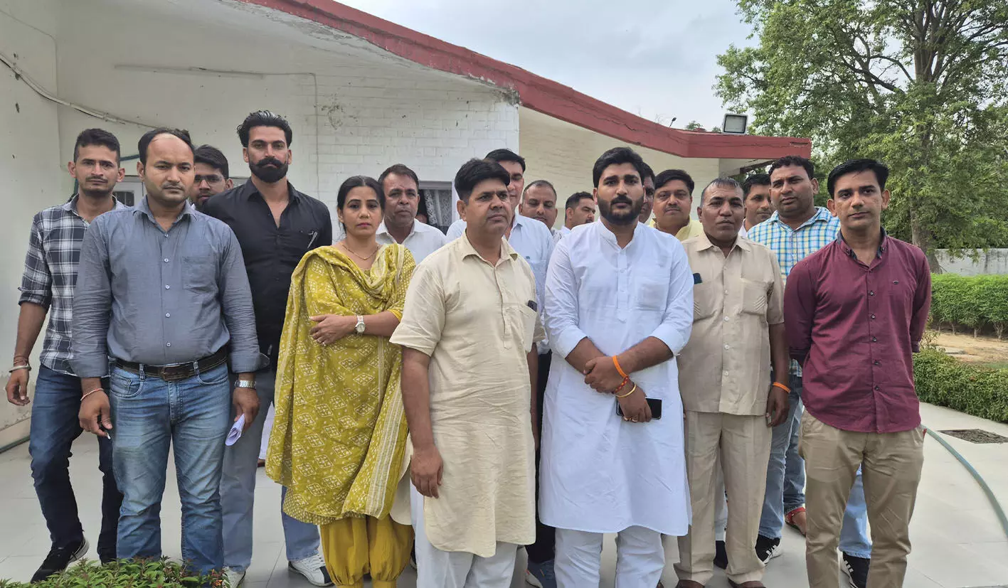 नरवाना हलके के लोगों की समस्याओं का प्राथमिकता पर होगा समाधान : कर्ण प्रताप सिंह नरवाना हलके के लोगों की समस्याओं का प्राथमिकता पर होगा समाधान : कर्ण प्रताप सिंह
