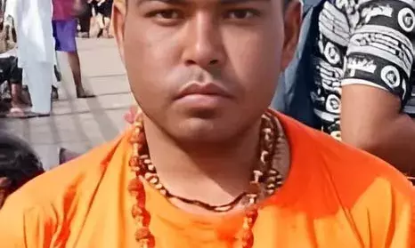 अंत में मिली अस्थियां अंत में मिली अस्थियां