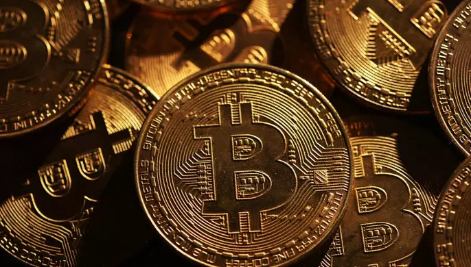 मुद्रा का नया सवेरा बिटकॉइन: विश्वास से परे, गणित के भरोसे